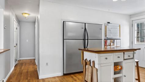 163 Valley Road Raymond ME 04071