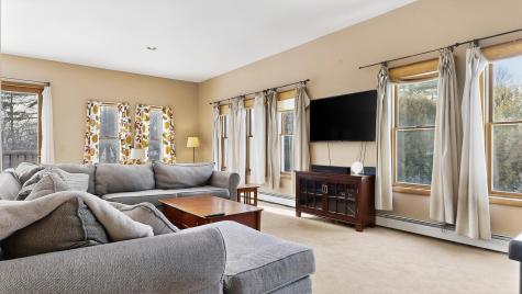 163 Valley Road Raymond ME 04071