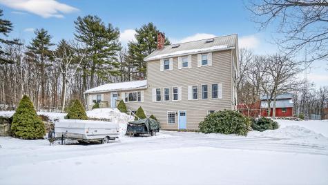 163 Valley Road Raymond ME 04071