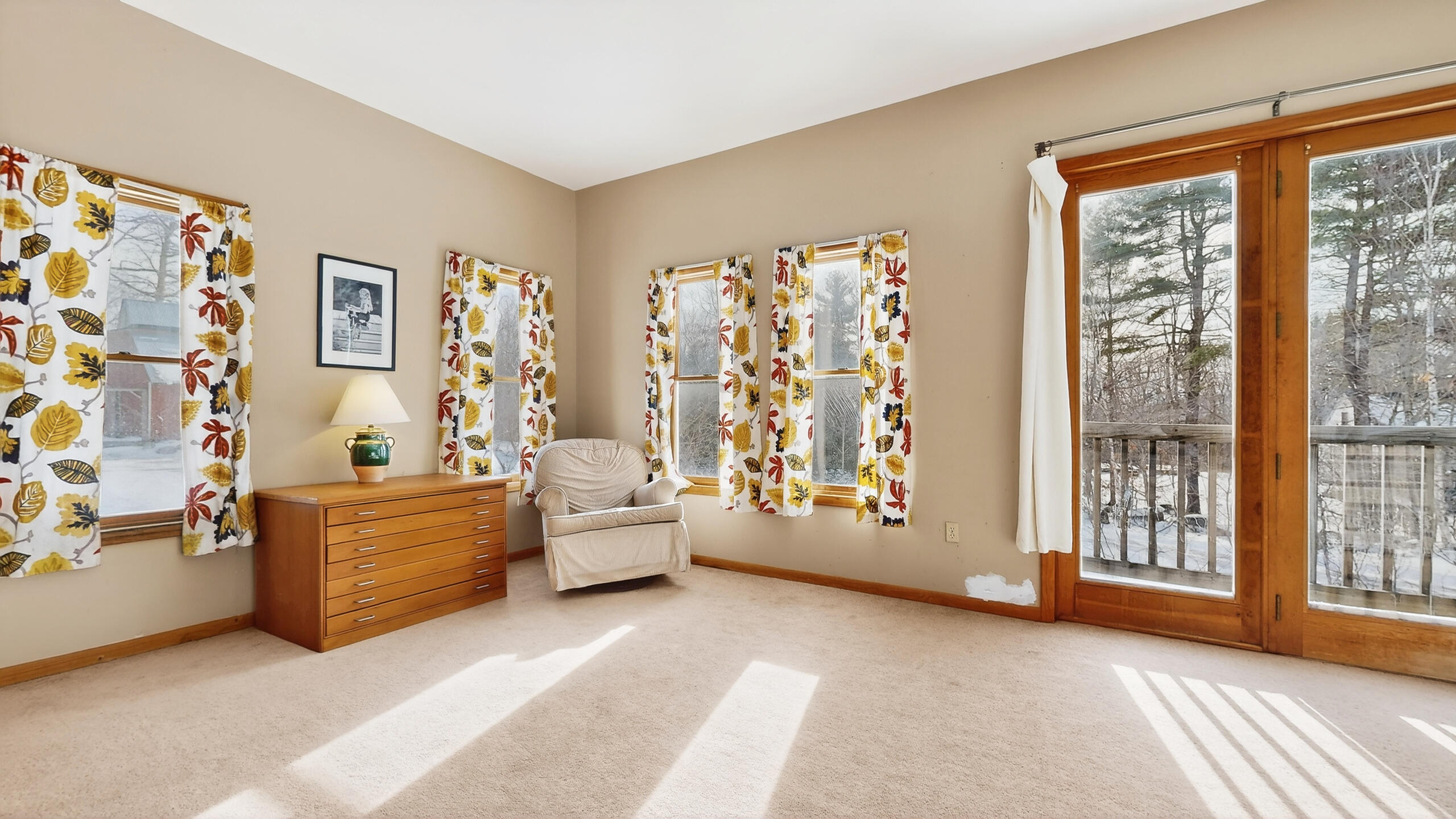 163 Valley Road Raymond ME 04071