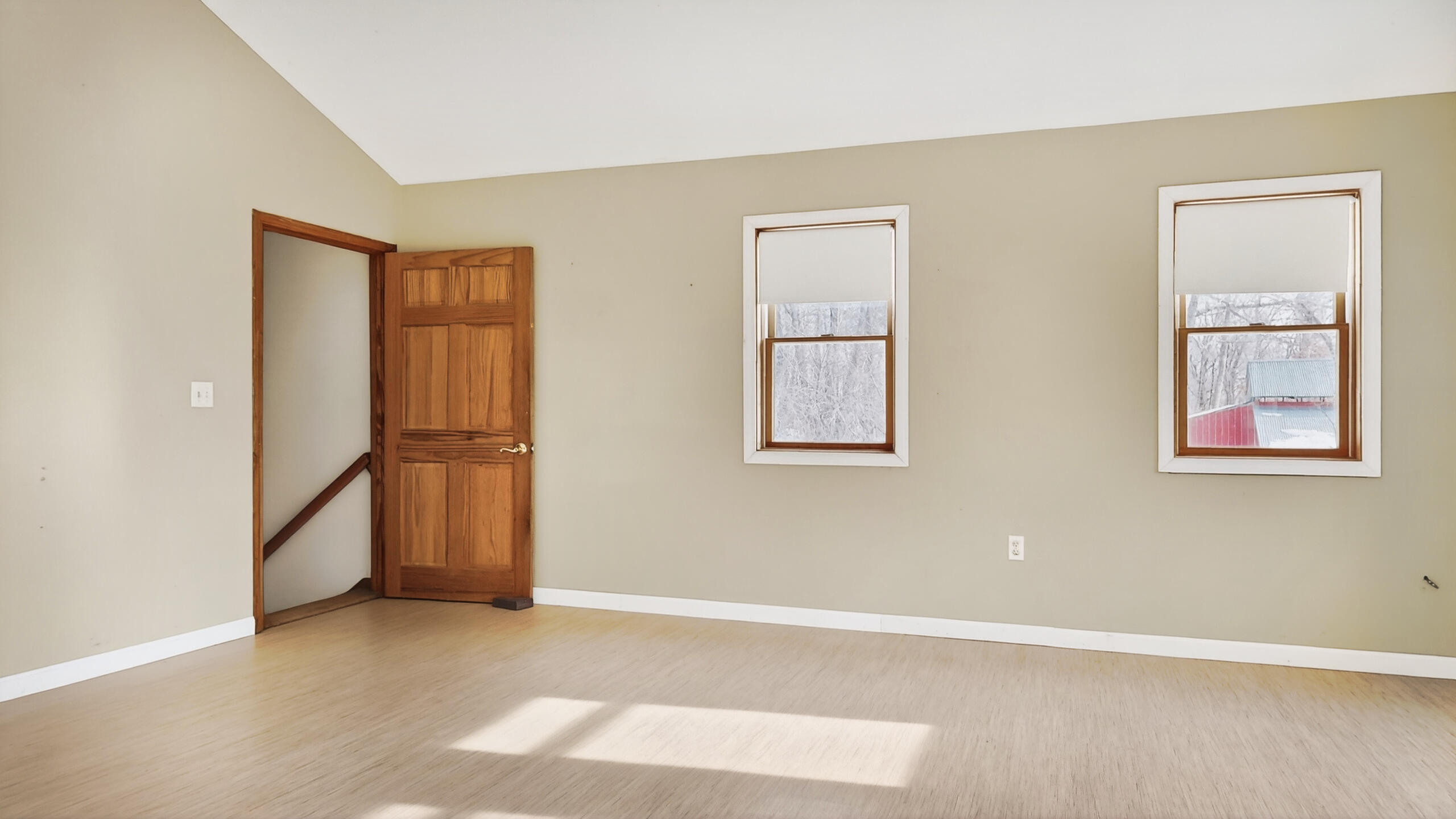 163 Valley Road Raymond ME 04071