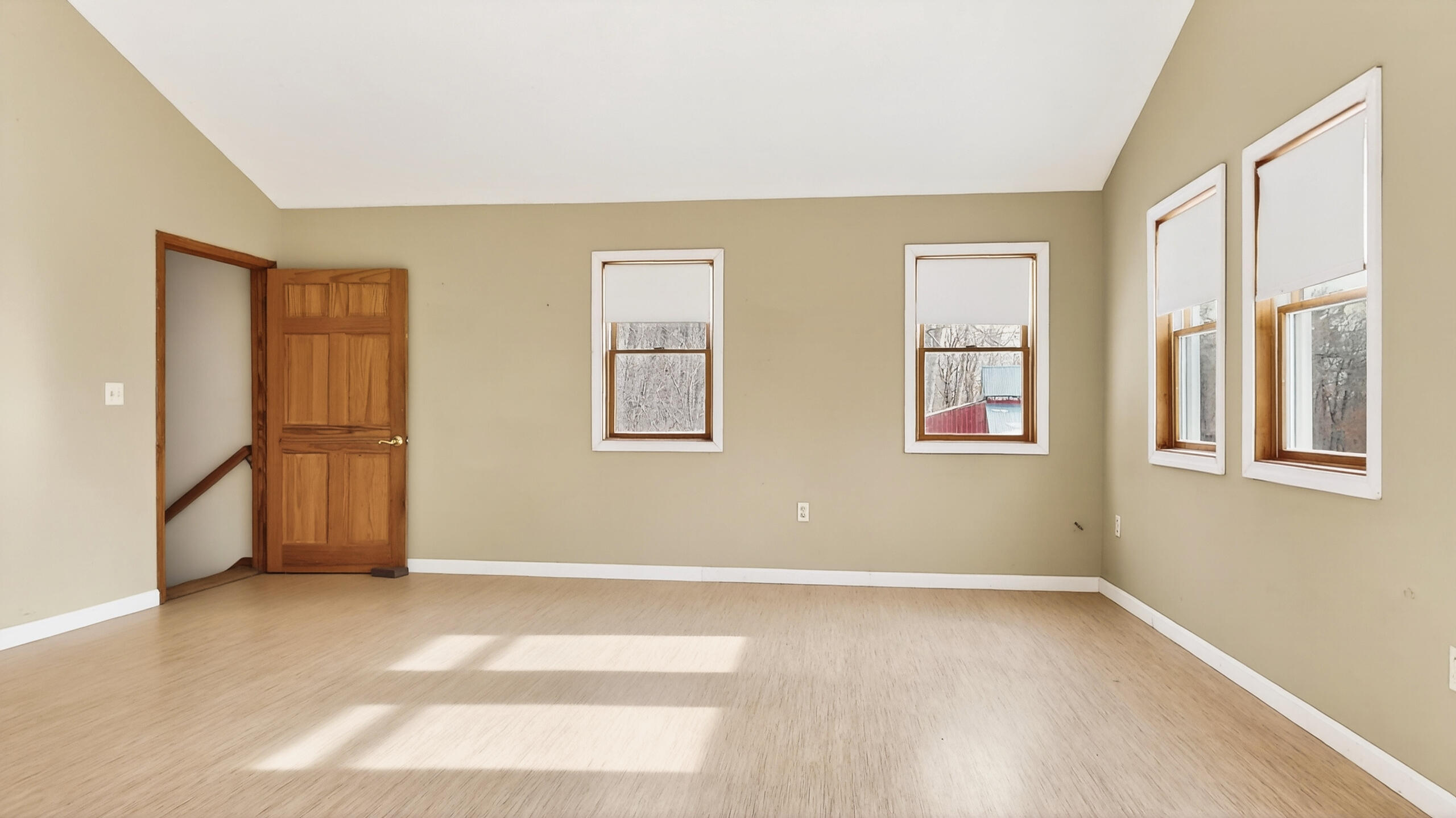 163 Valley Road Raymond ME 04071