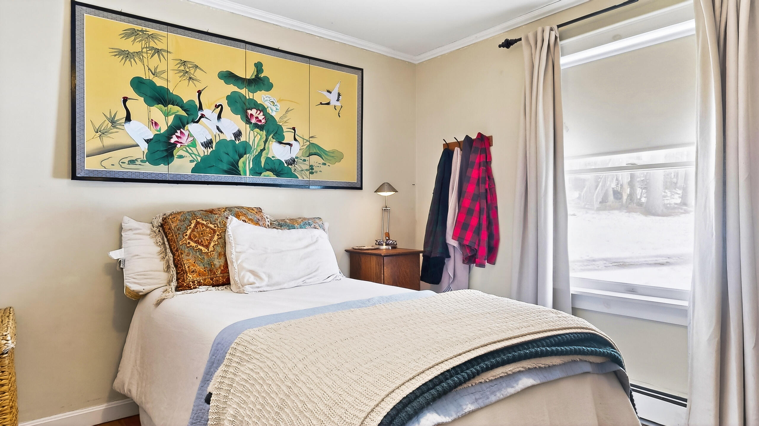 163 Valley Road Raymond ME 04071