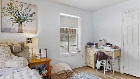 163 Valley Road Raymond ME 04071