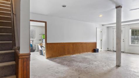 163 Valley Road Raymond ME 04071