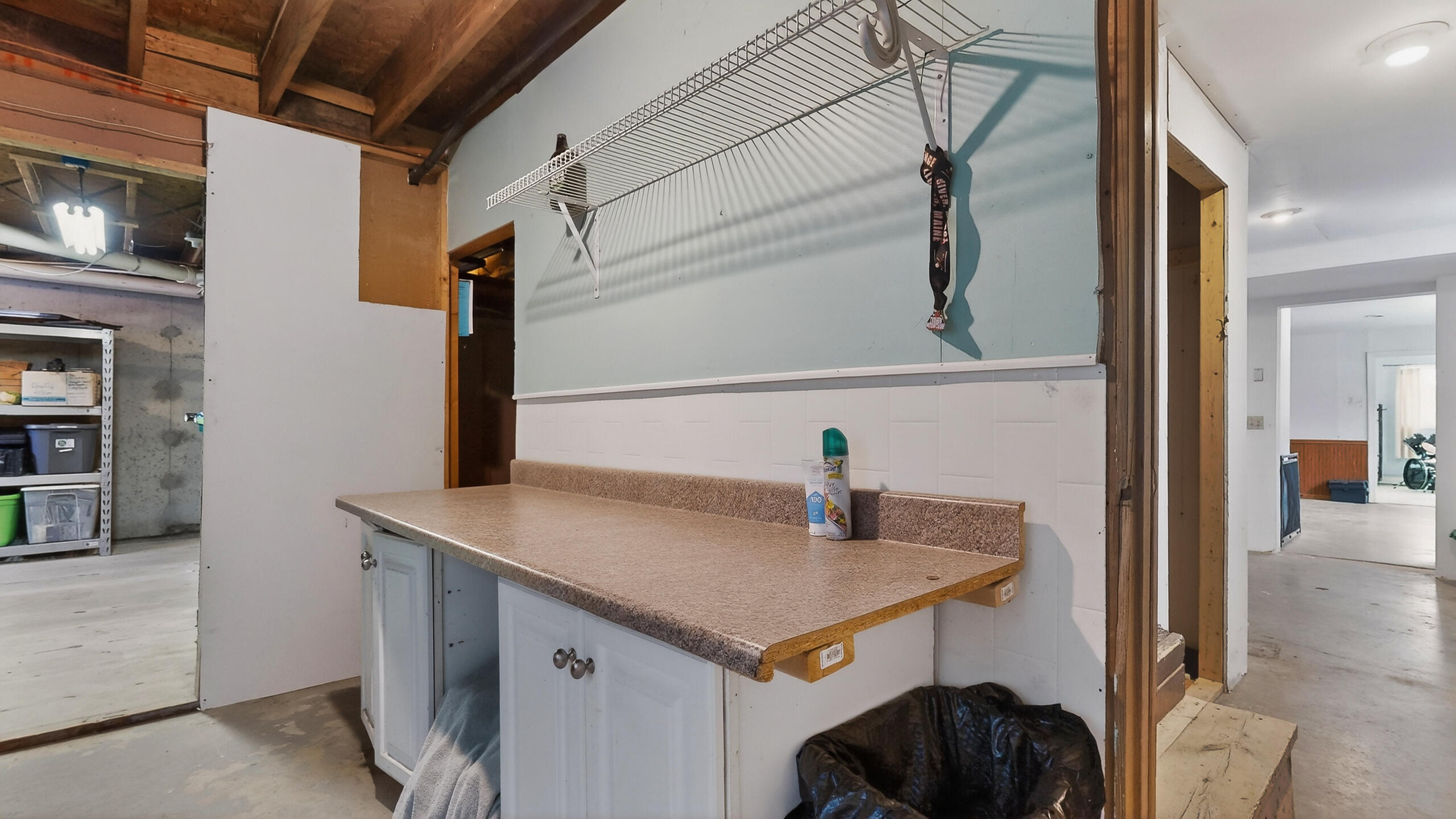 163 Valley Road Raymond ME 04071