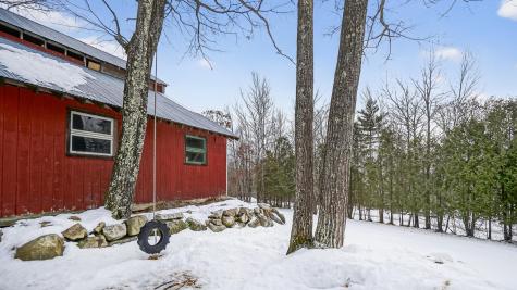 163 Valley Road Raymond ME 04071