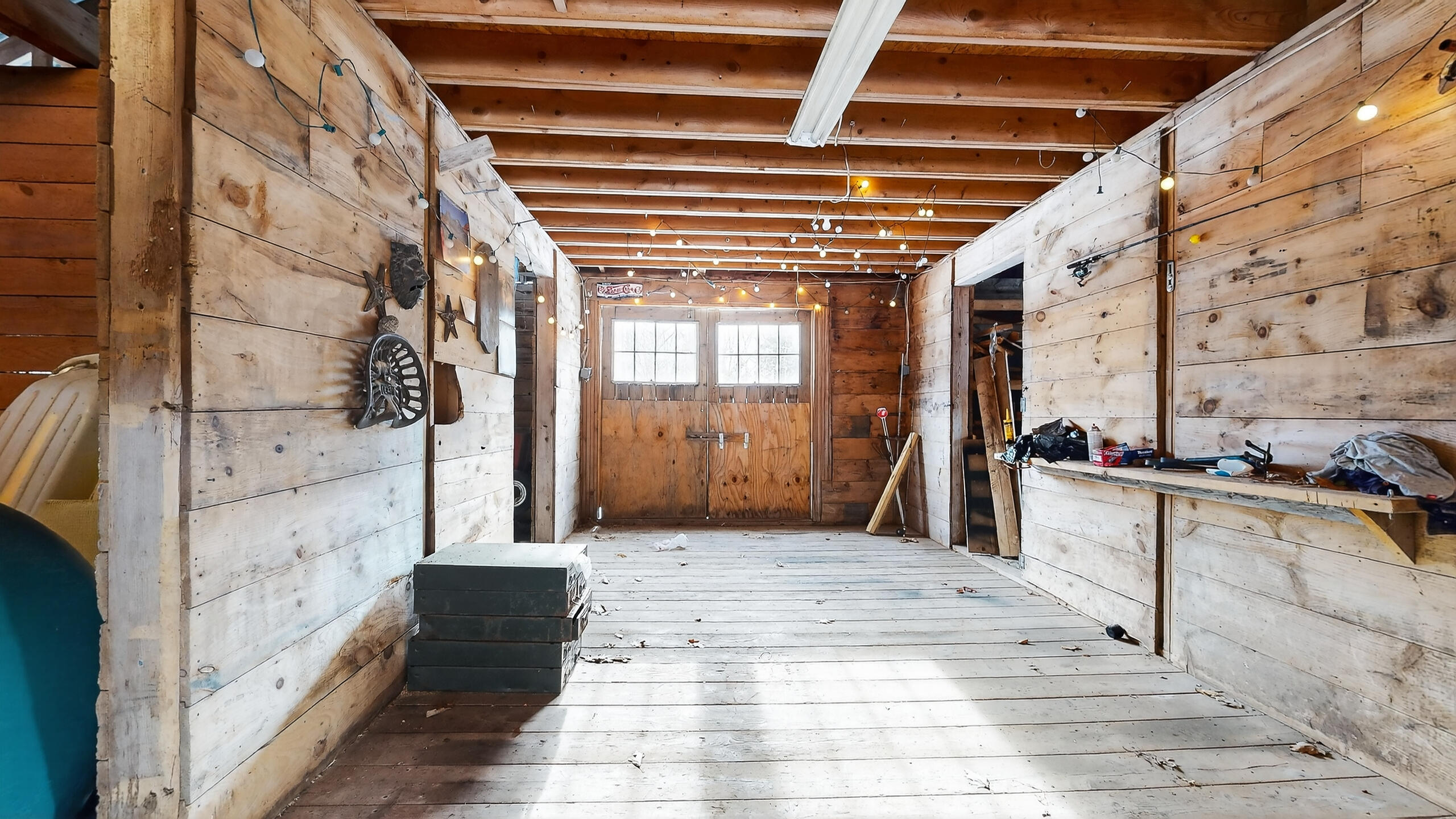 163 Valley Road Raymond ME 04071