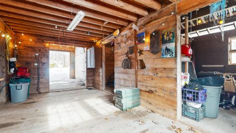 163 Valley Road Raymond ME 04071