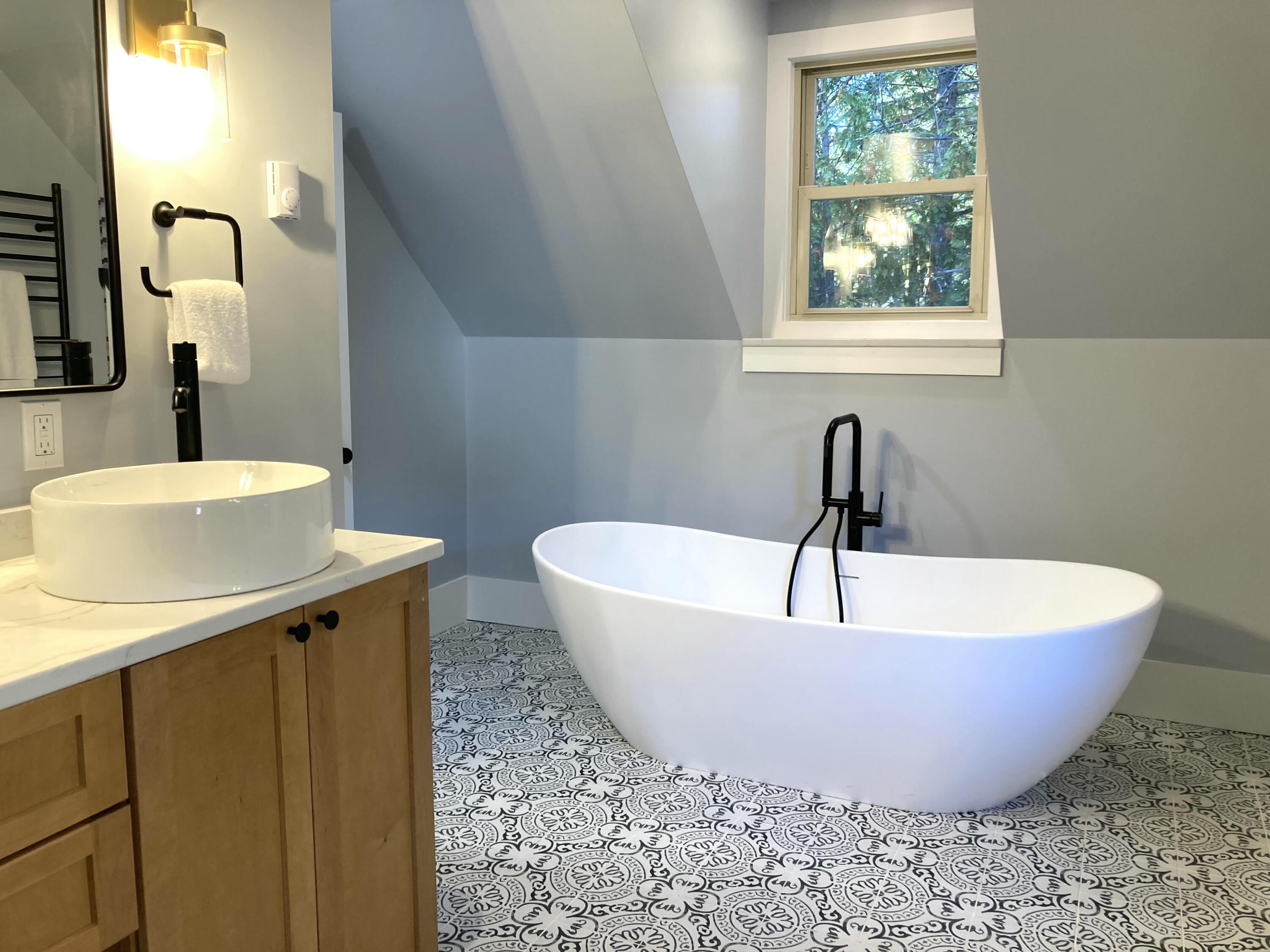 122 Cross Road Hancock ME 04640