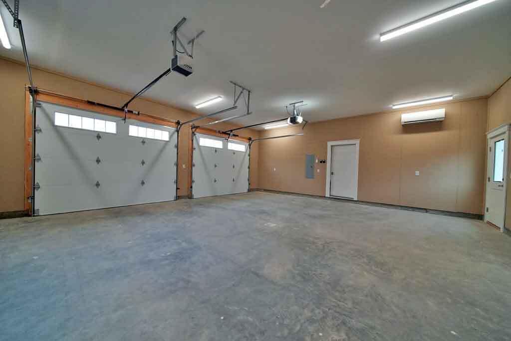 9 Lilac Lane Houlton ME 04730