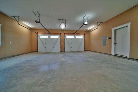 9 Lilac Lane Houlton ME 04730