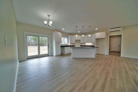 9 Lilac Lane Houlton ME 04730