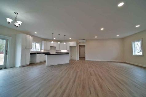 9 Lilac Lane Houlton ME 04730