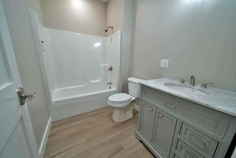 9 Lilac Lane Houlton ME 04730