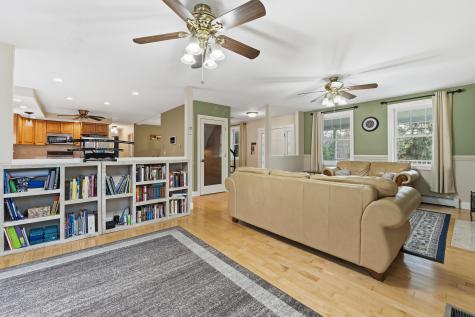 41 Arrowhead Lane Limerick ME 04048