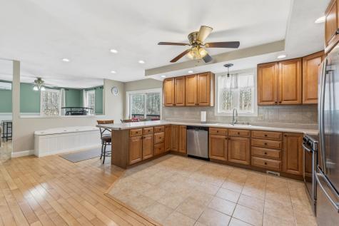 41 Arrowhead Lane Limerick ME 04048