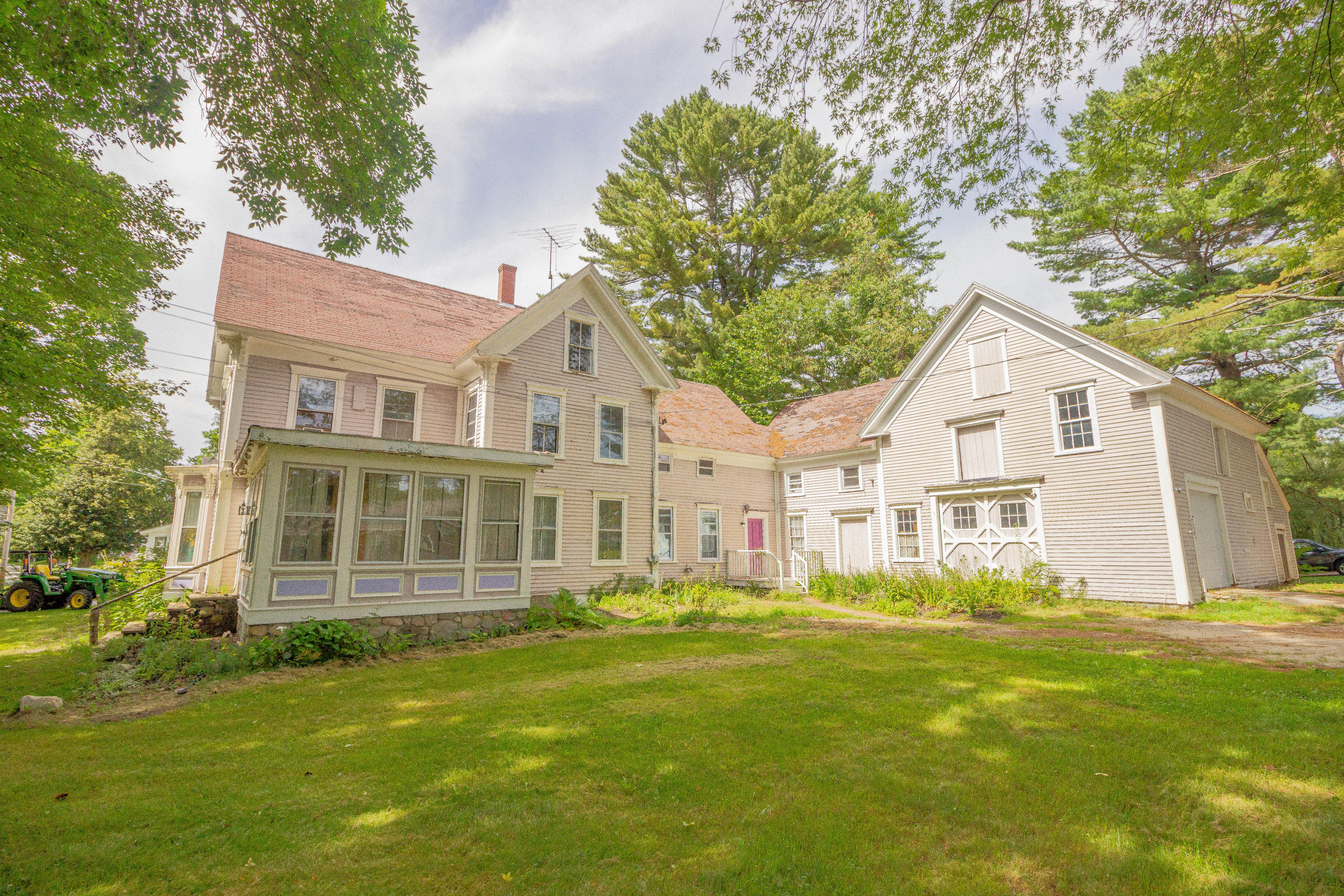 53 Main Street Raymond ME 04071