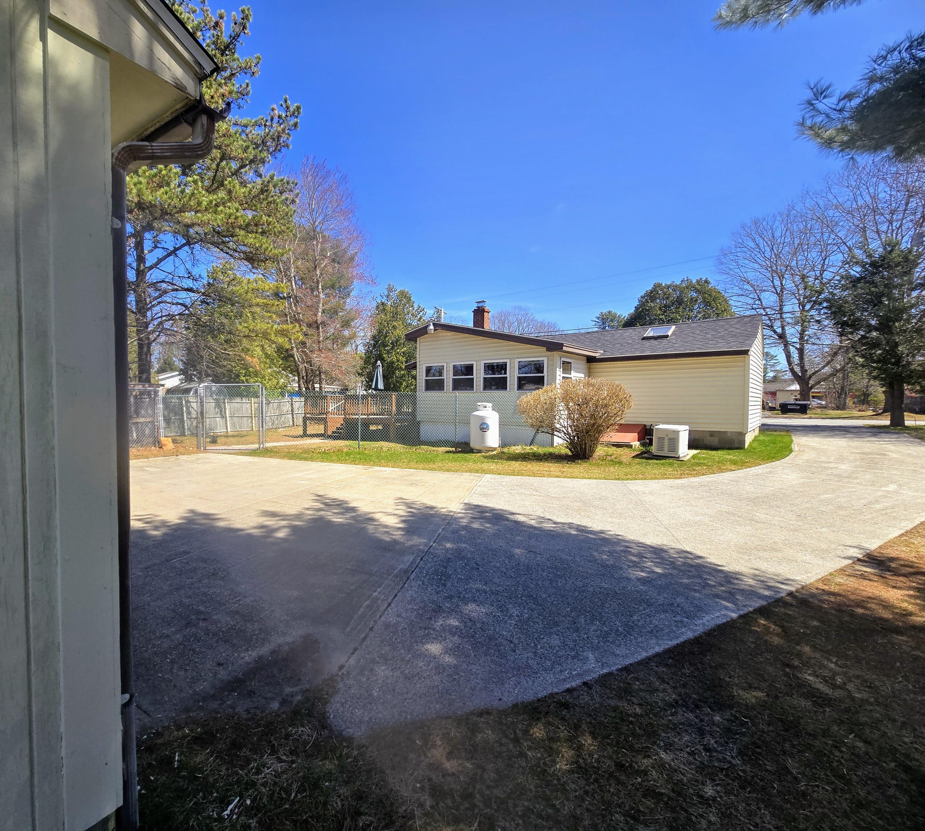 74 Farley Road Brunswick ME 04011