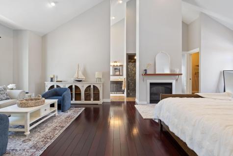 45 Old Post Road York ME 03909