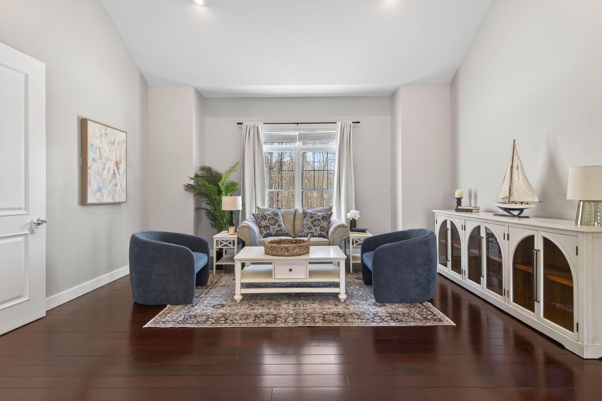 45 Old Post Road York ME 03909