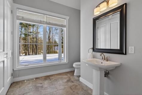 45 Old Post Road York ME 03909