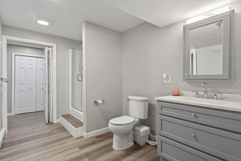 45 Old Post Road York ME 03909