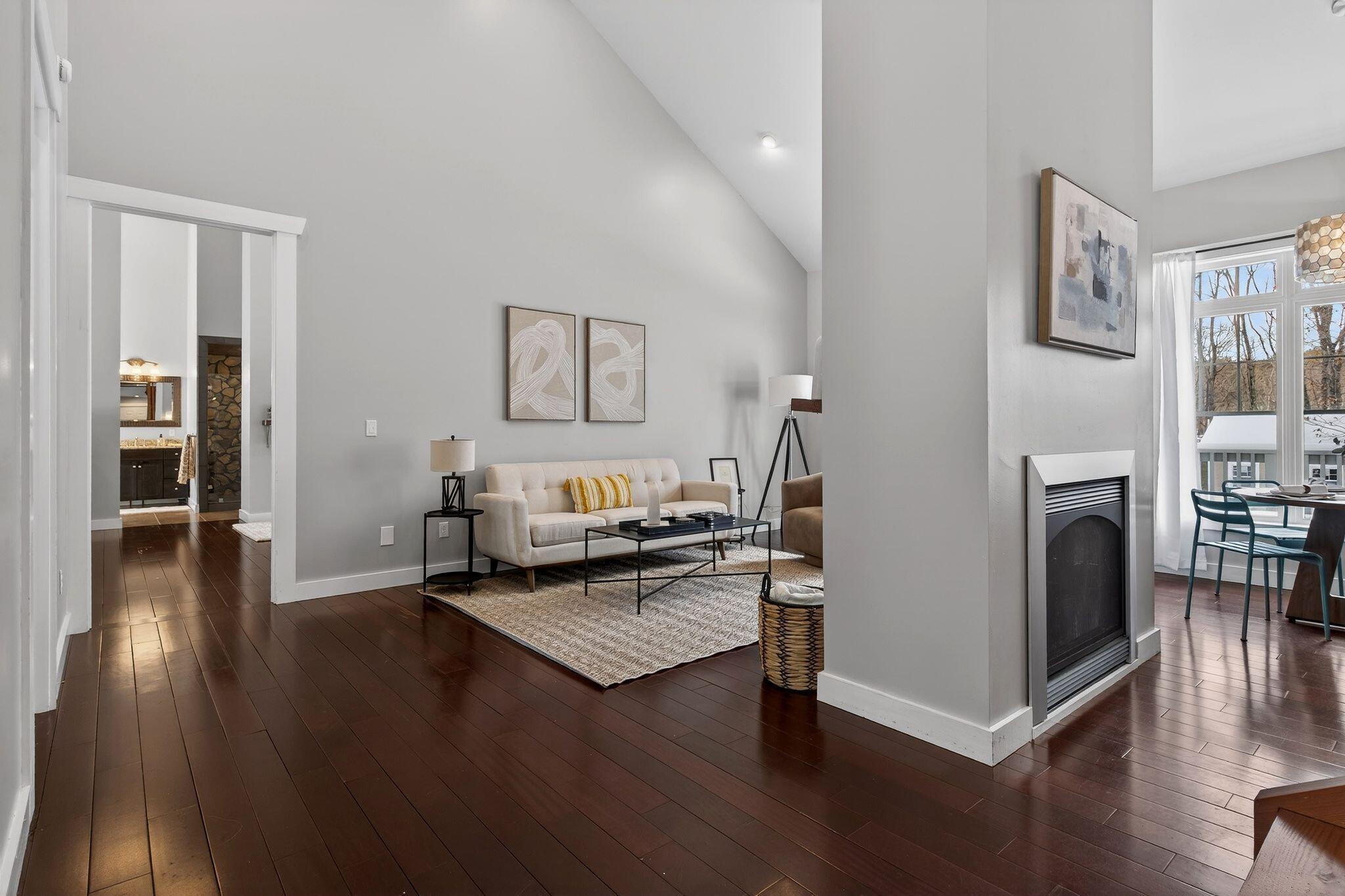 45 Old Post Road York ME 03909