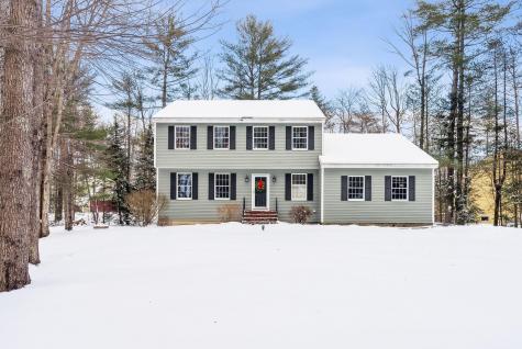 4 Deerfield Drive Auburn ME 04210