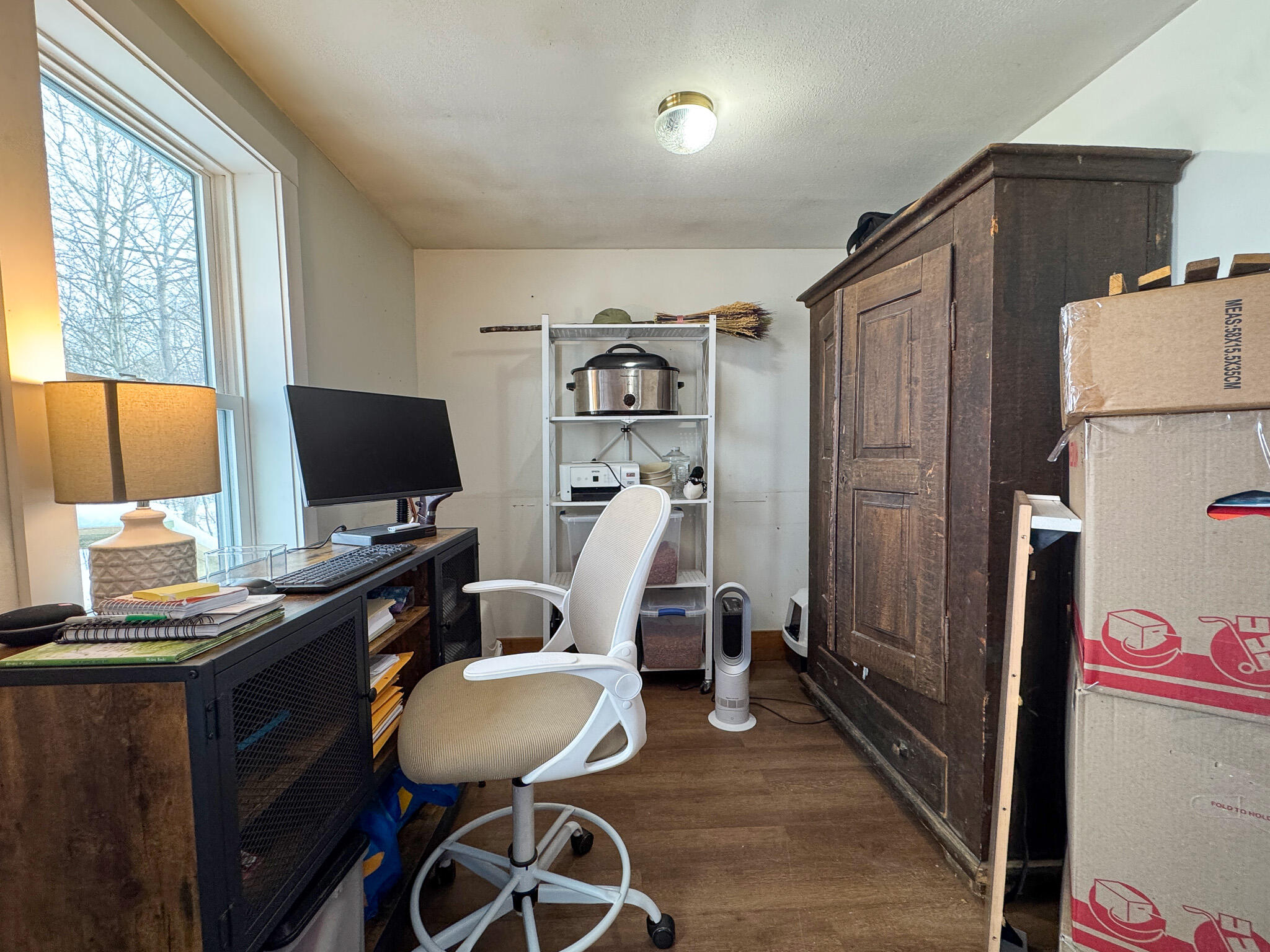 68 Enfield Road Lincoln ME 04457