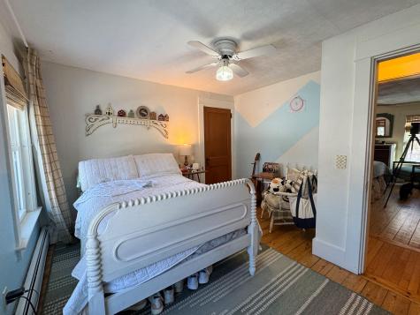 68 Enfield Road Lincoln ME 04457