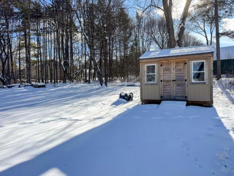 68 Enfield Road Lincoln ME 04457