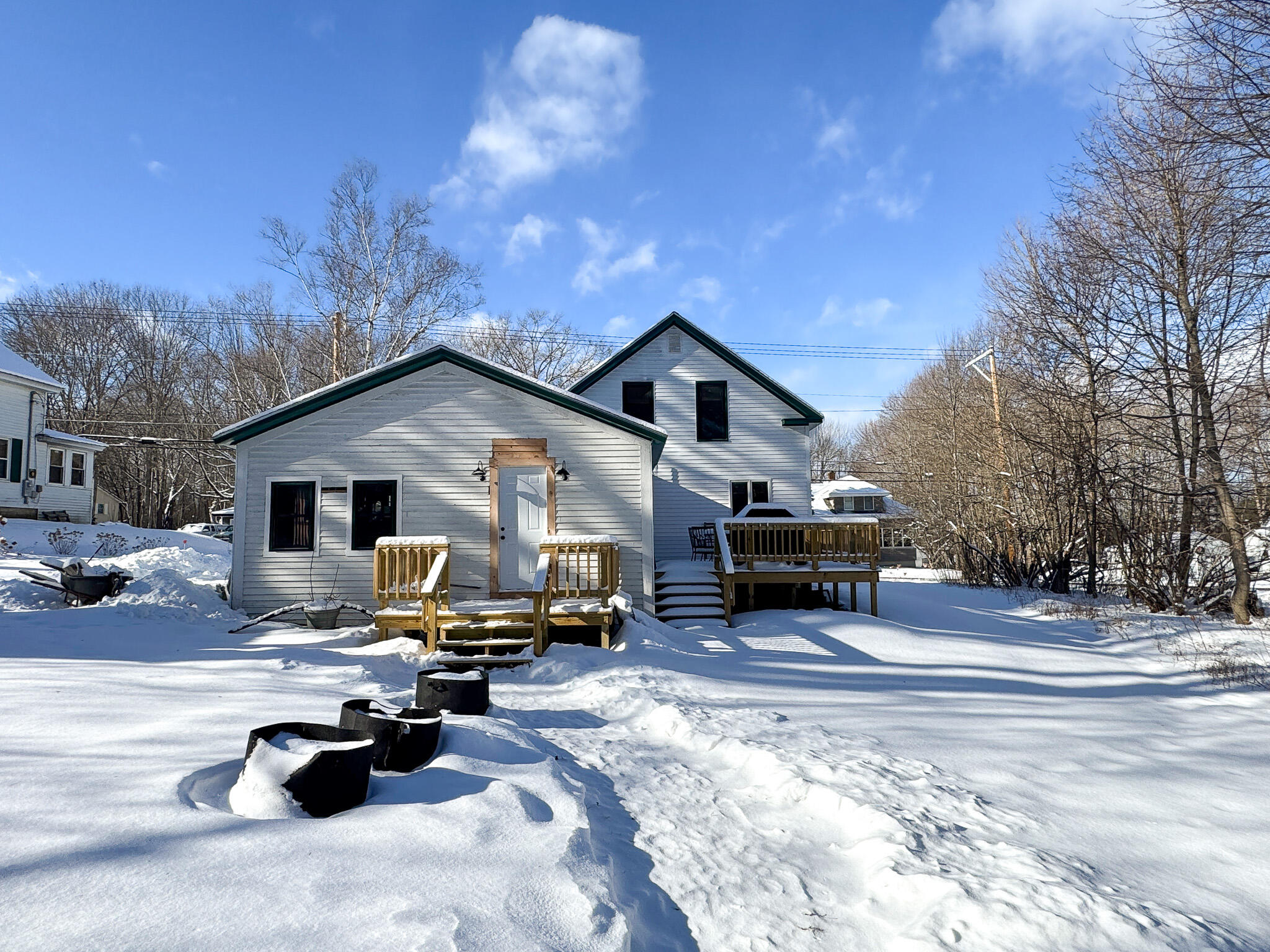 68 Enfield Road Lincoln ME 04457