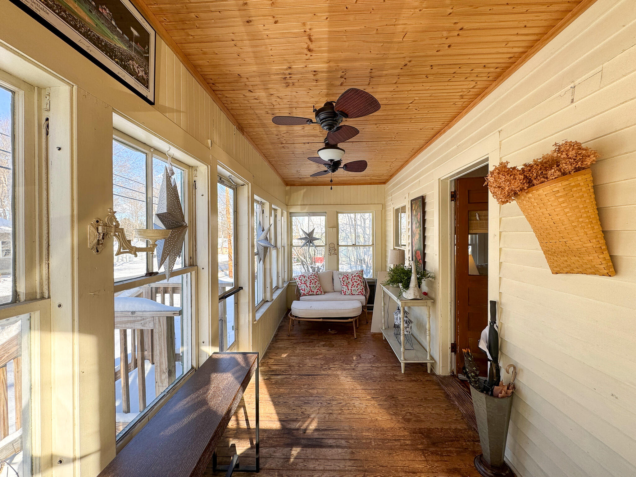 68 Enfield Road Lincoln ME 04457