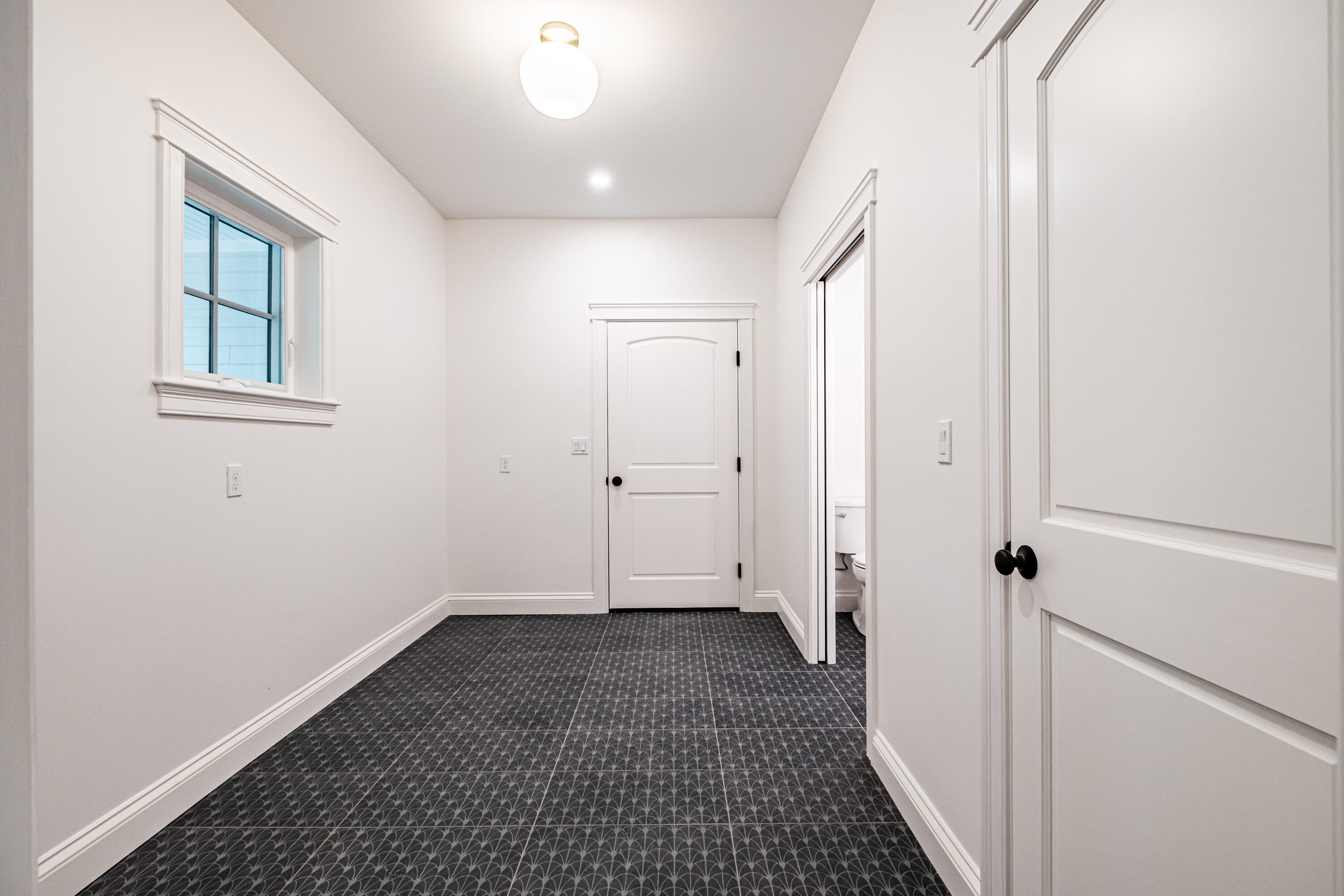 108 Highland Cliff Windham ME 04062