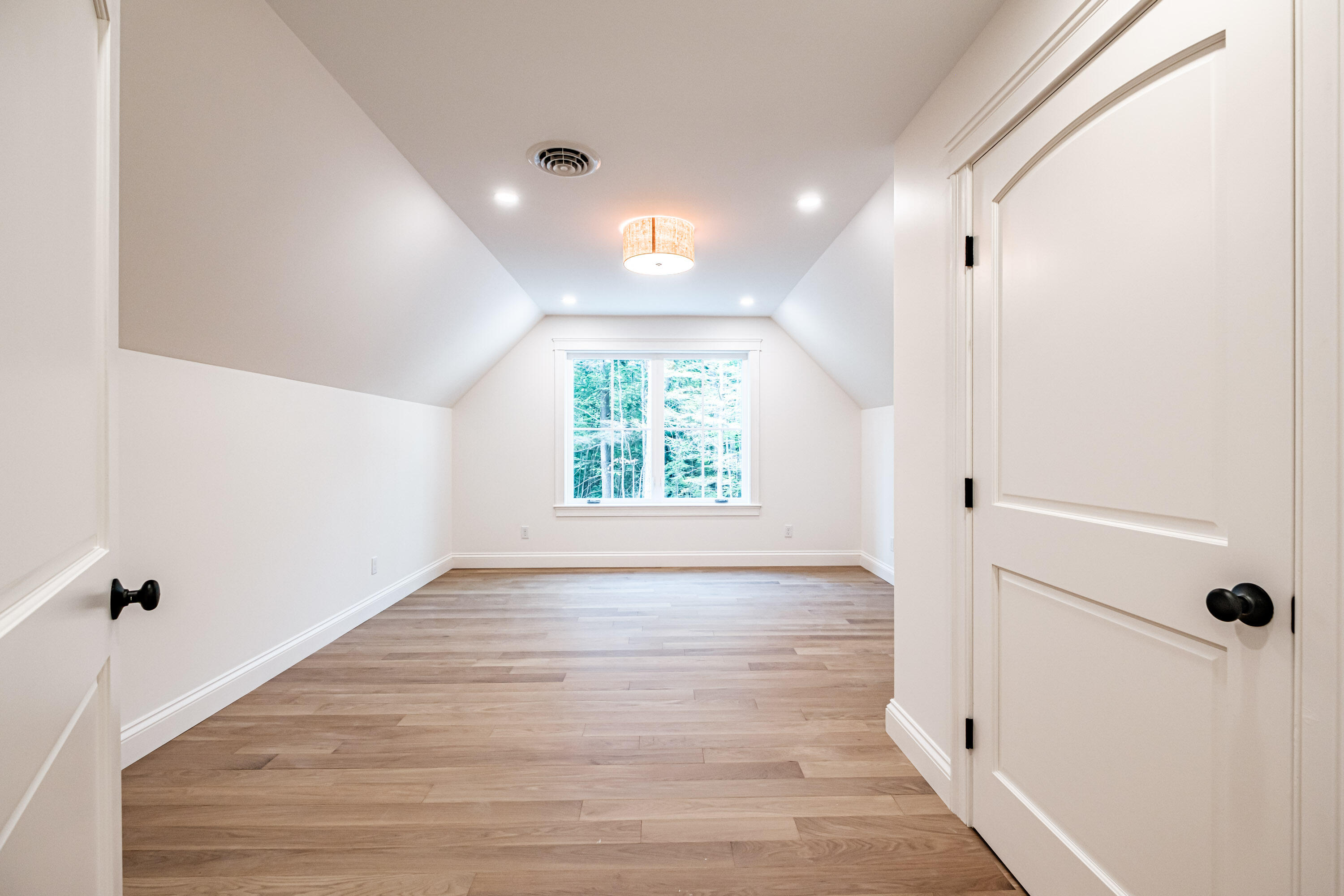 108 Highland Cliff Windham ME 04062