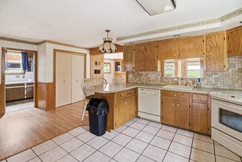 5 Lynn Street Lewiston ME 04240