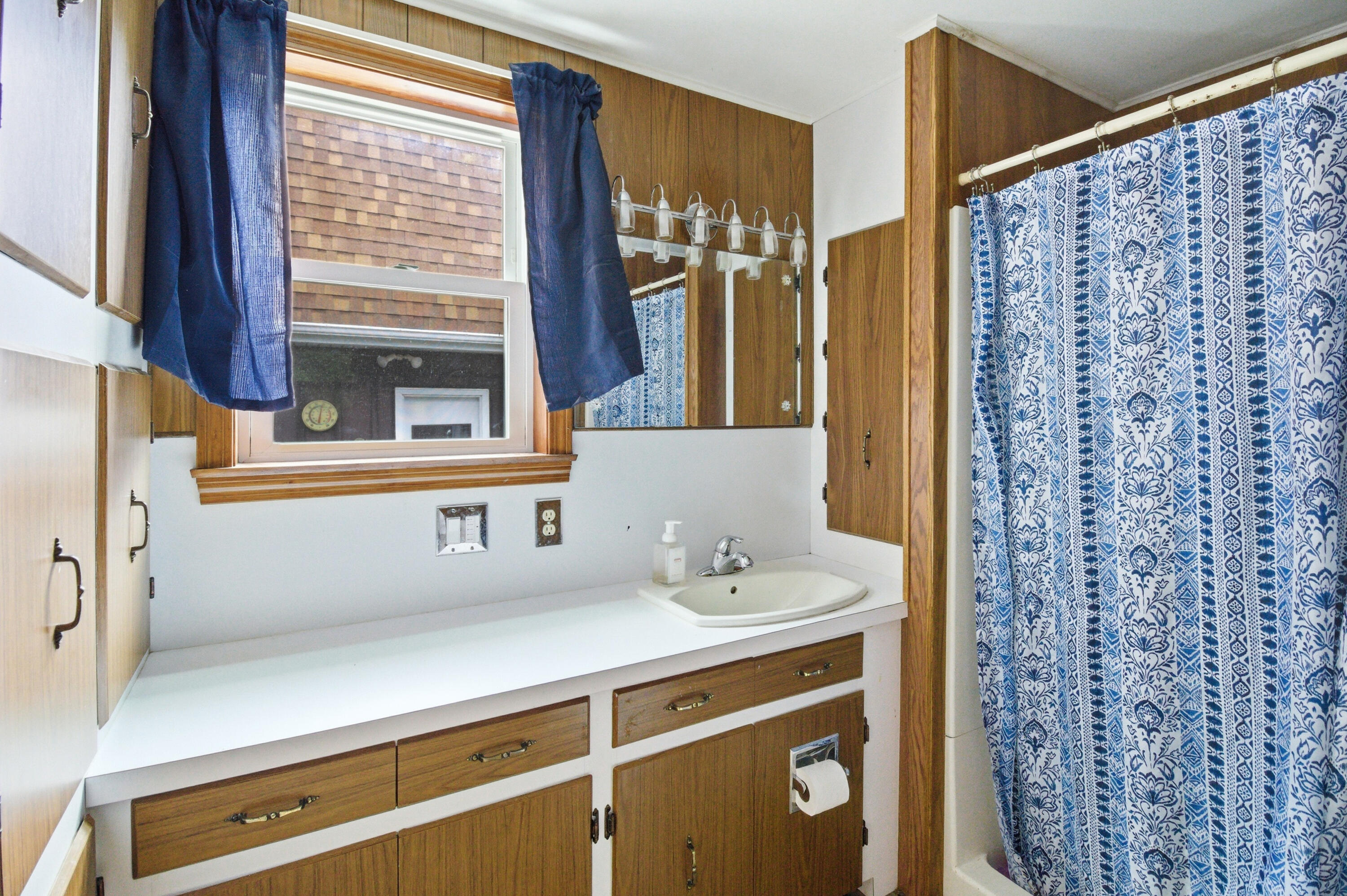 5 Lynn Street Lewiston ME 04240