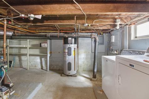 5 Lynn Street Lewiston ME 04240