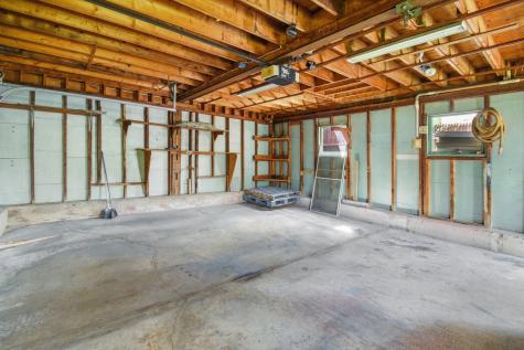 5 Lynn Street Lewiston ME 04240