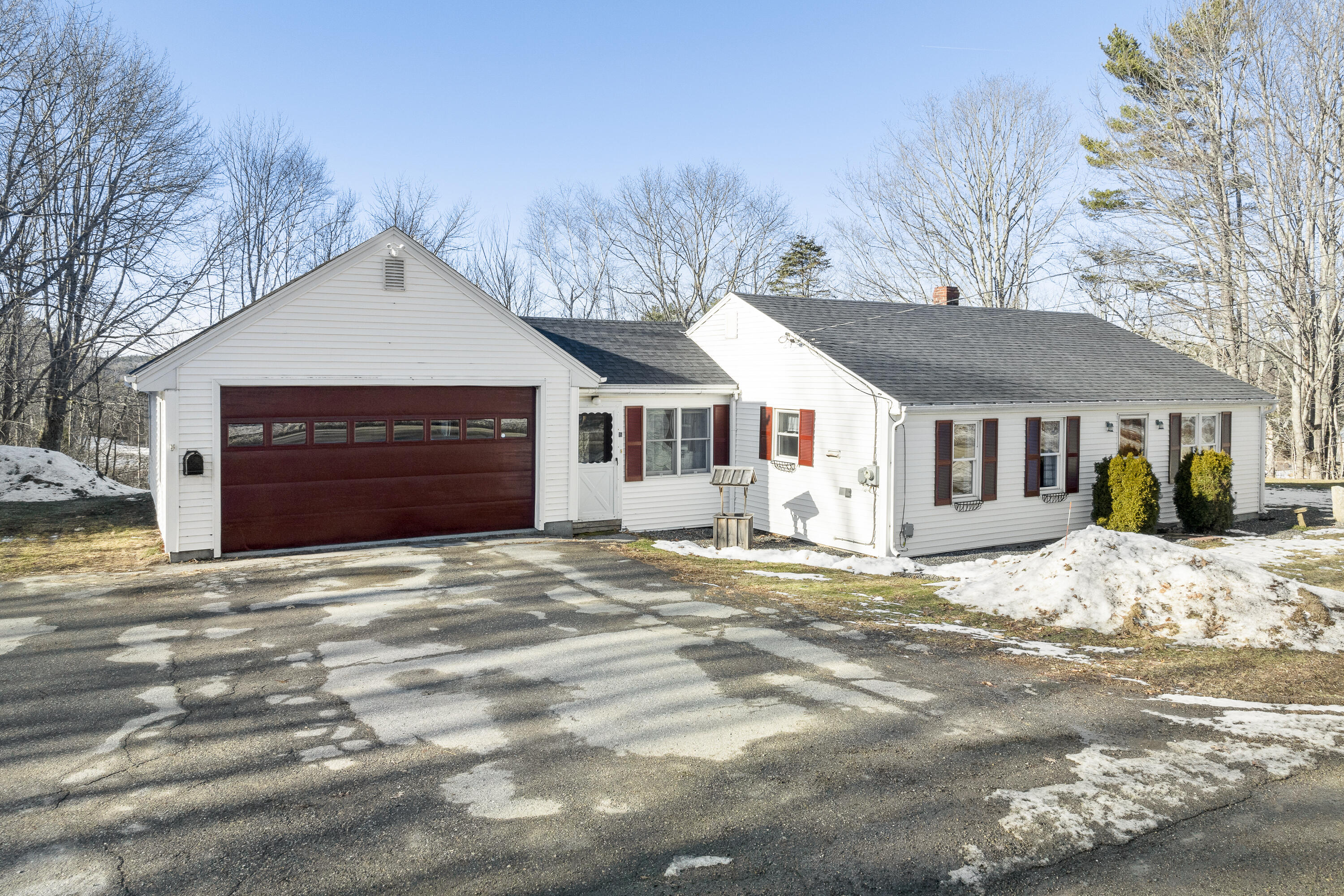16 E Neck Road Nobleboro ME 04555