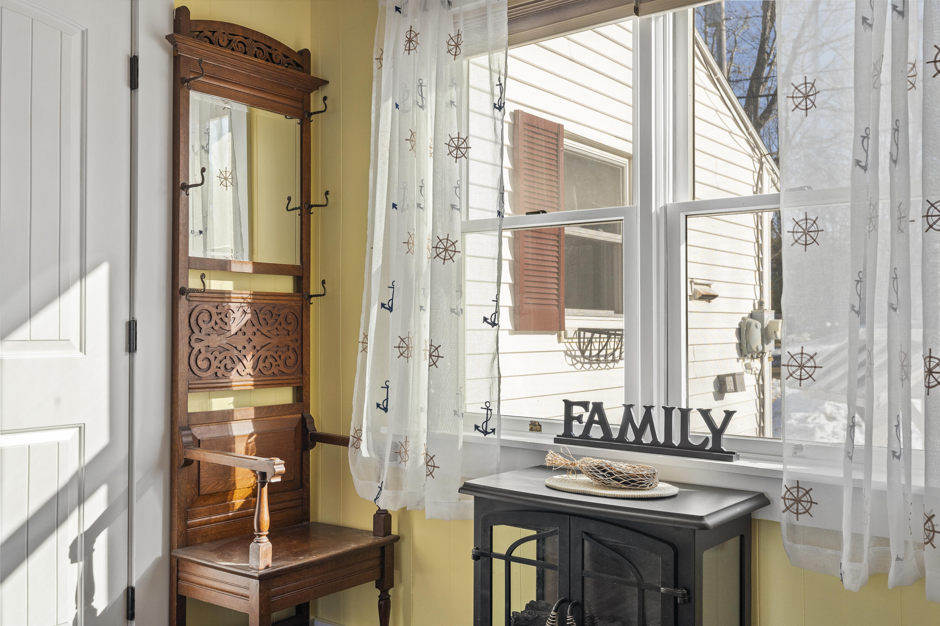 16 E Neck Road Nobleboro ME 04555