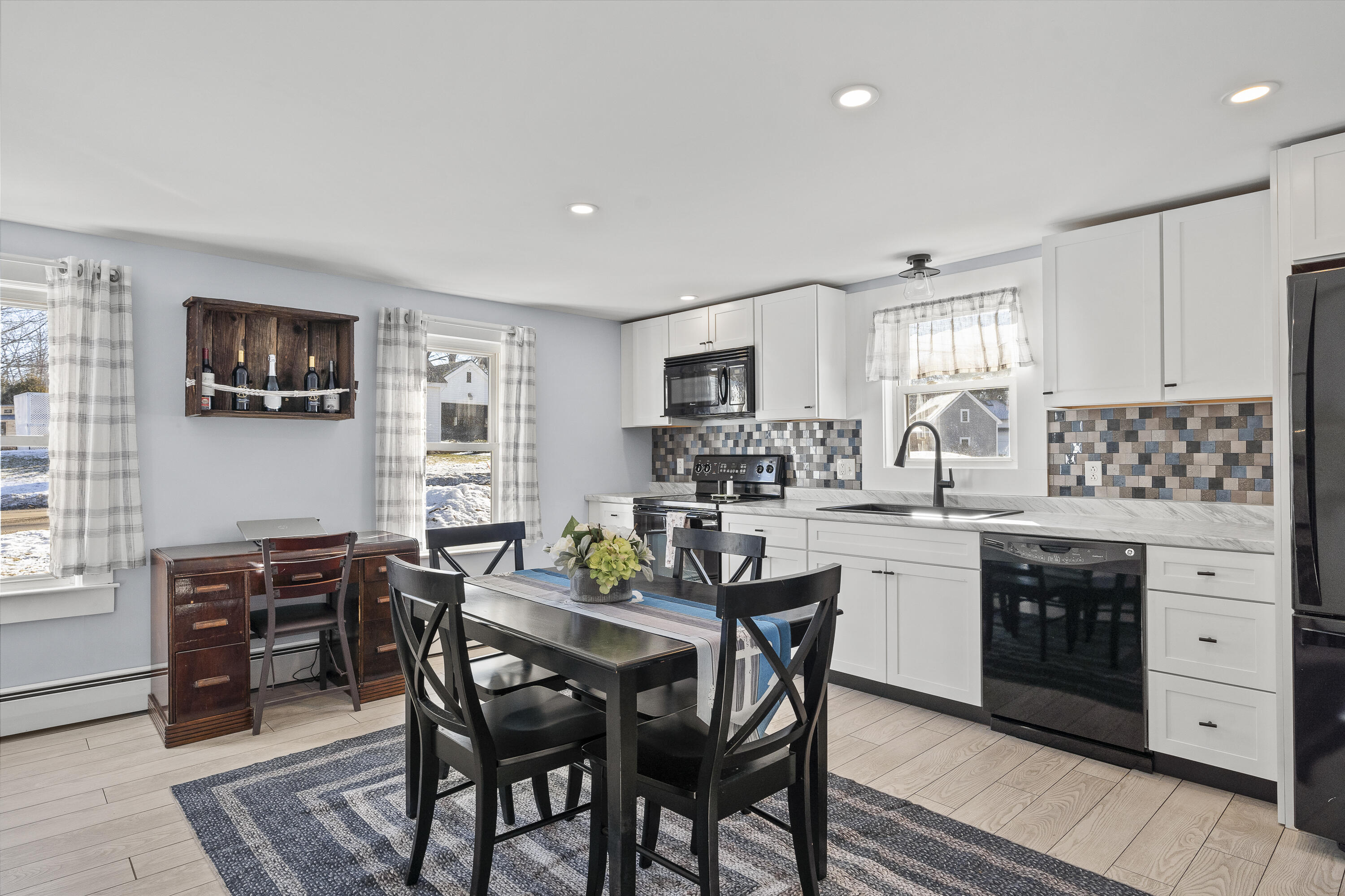 16 E Neck Road Nobleboro ME 04555