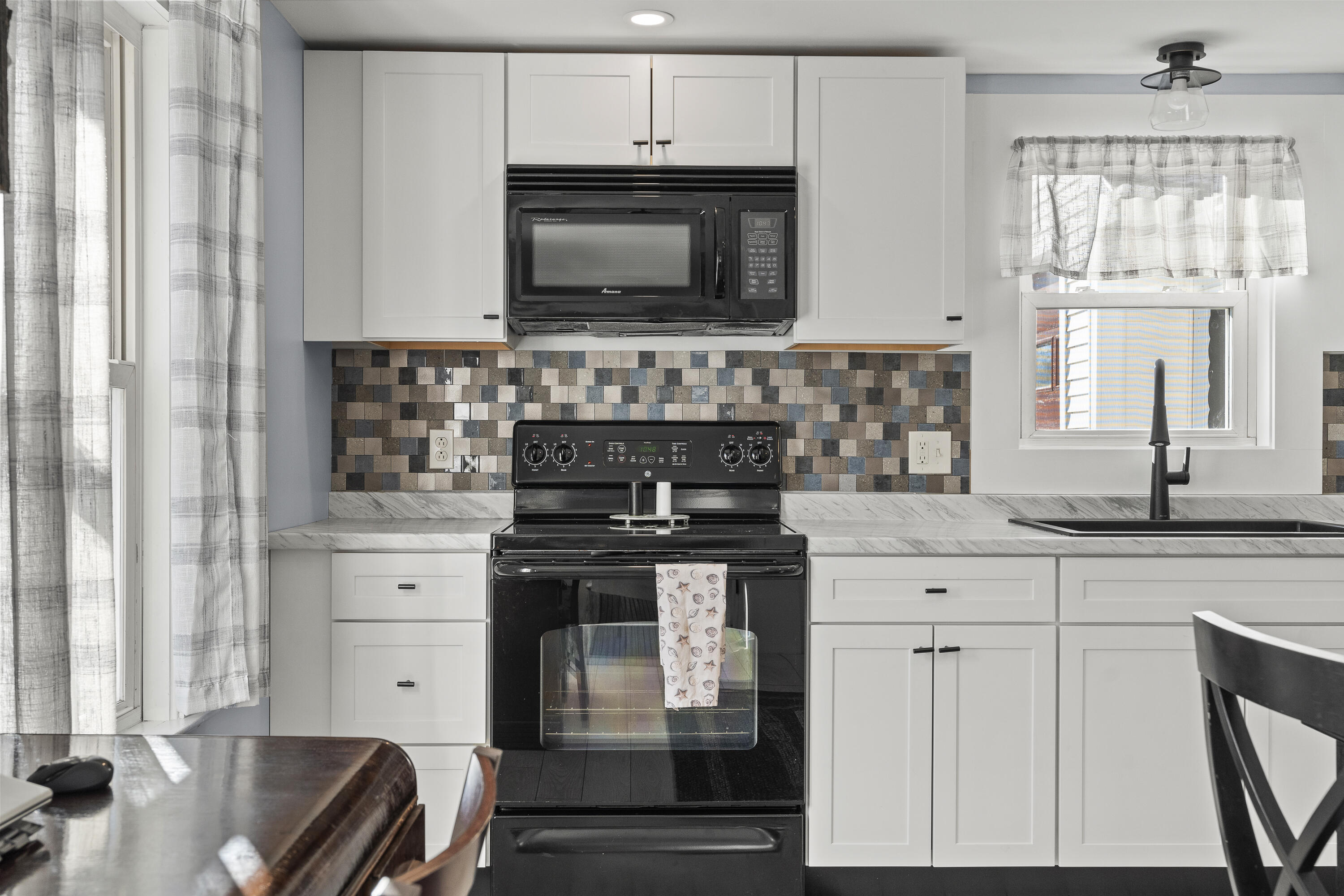 16 E Neck Road Nobleboro ME 04555