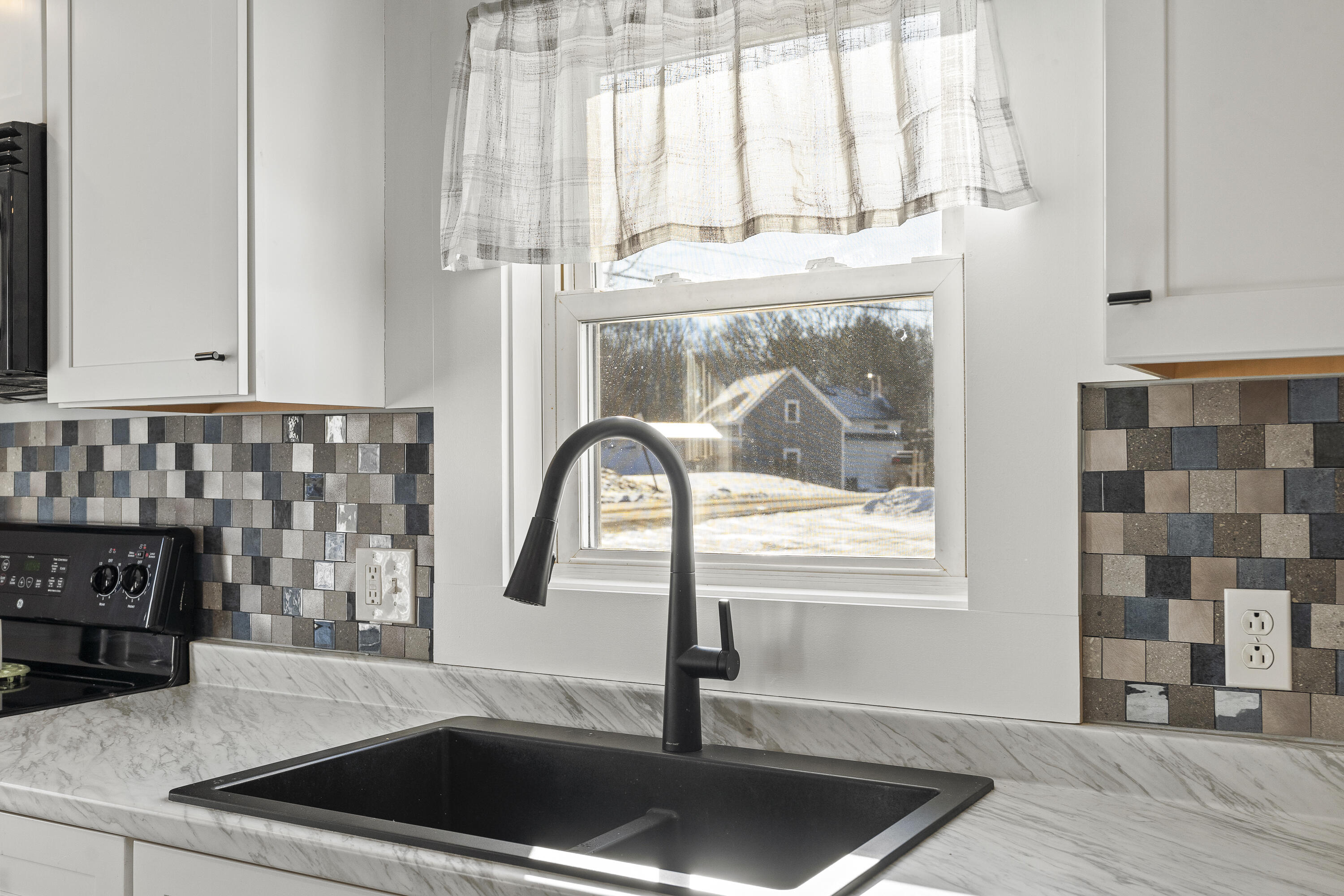 16 E Neck Road Nobleboro ME 04555