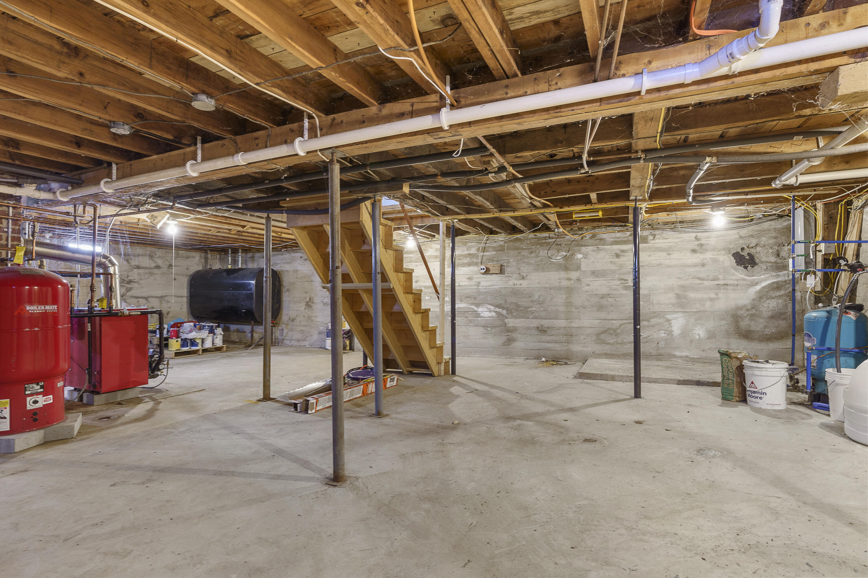 16 E Neck Road Nobleboro ME 04555