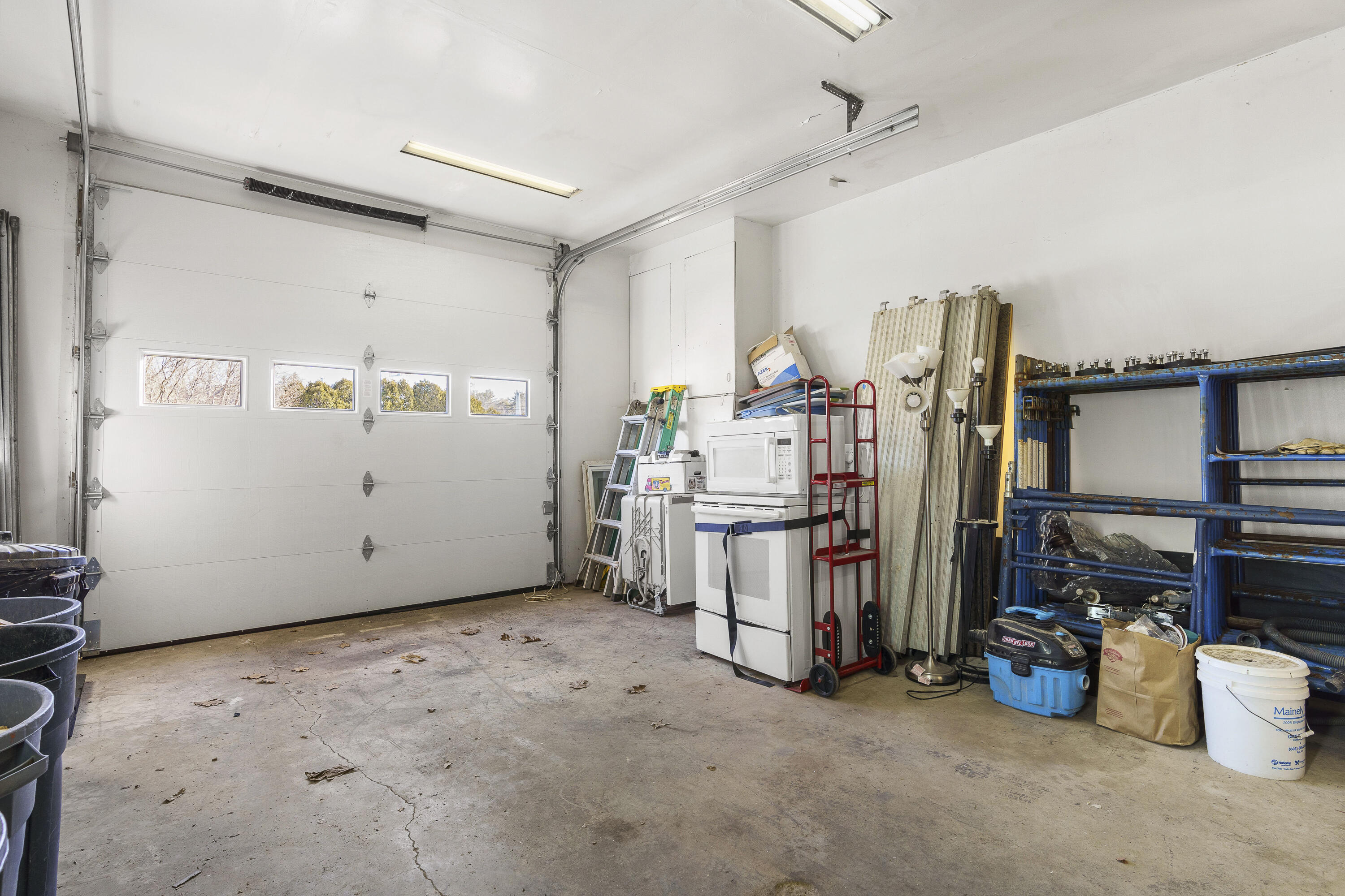 16 E Neck Road Nobleboro ME 04555