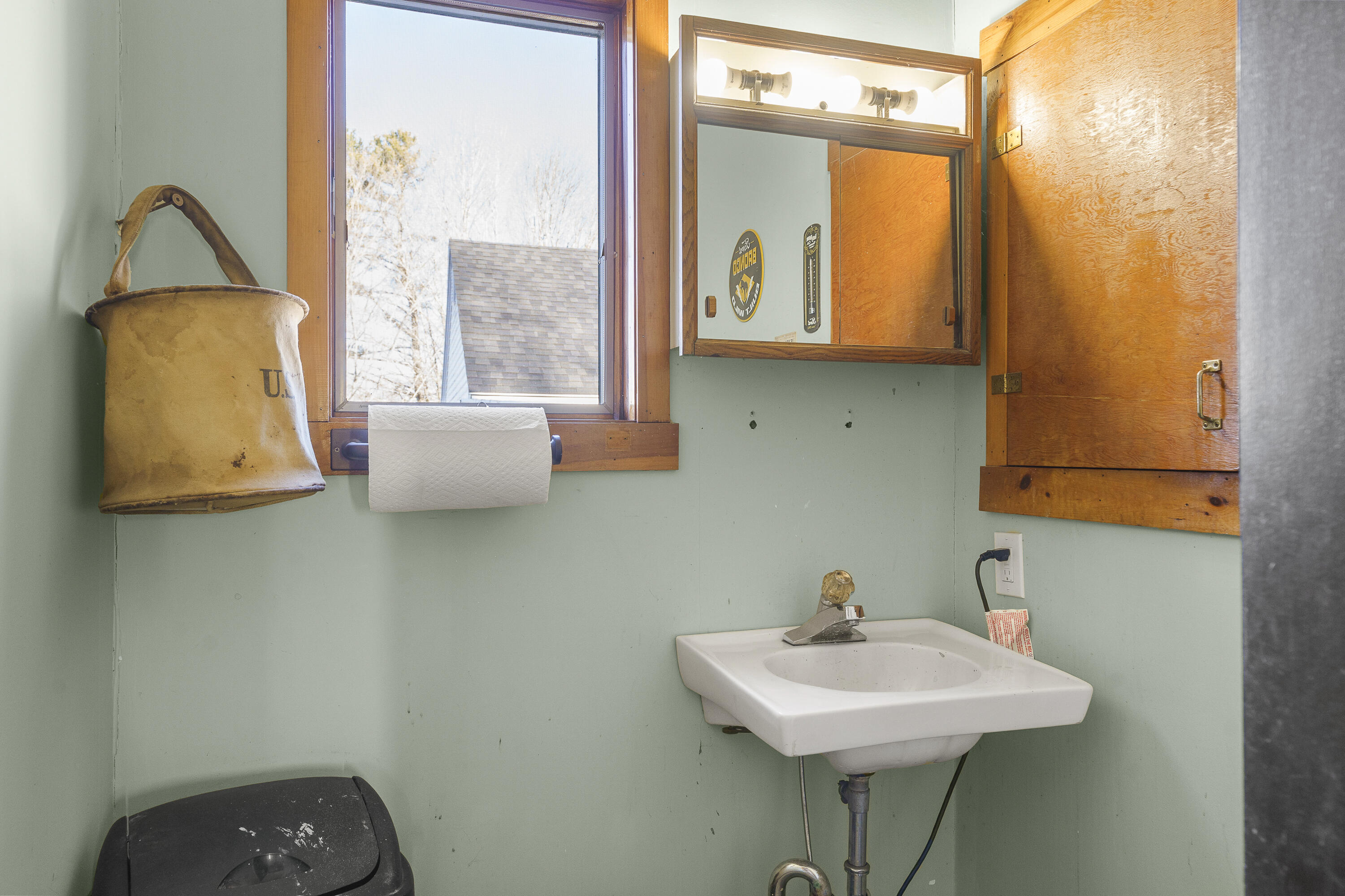 16 E Neck Road Nobleboro ME 04555