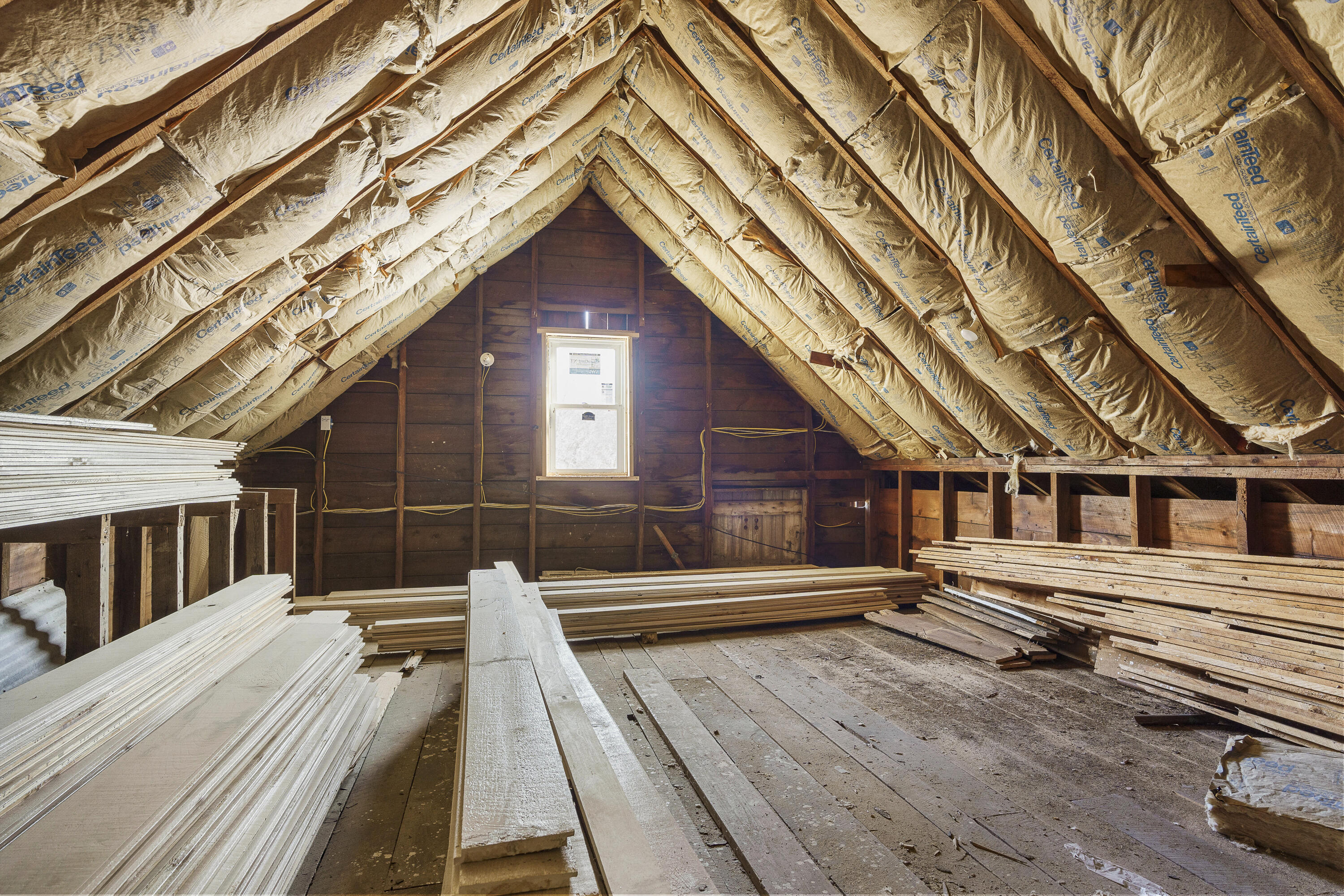 16 E Neck Road Nobleboro ME 04555