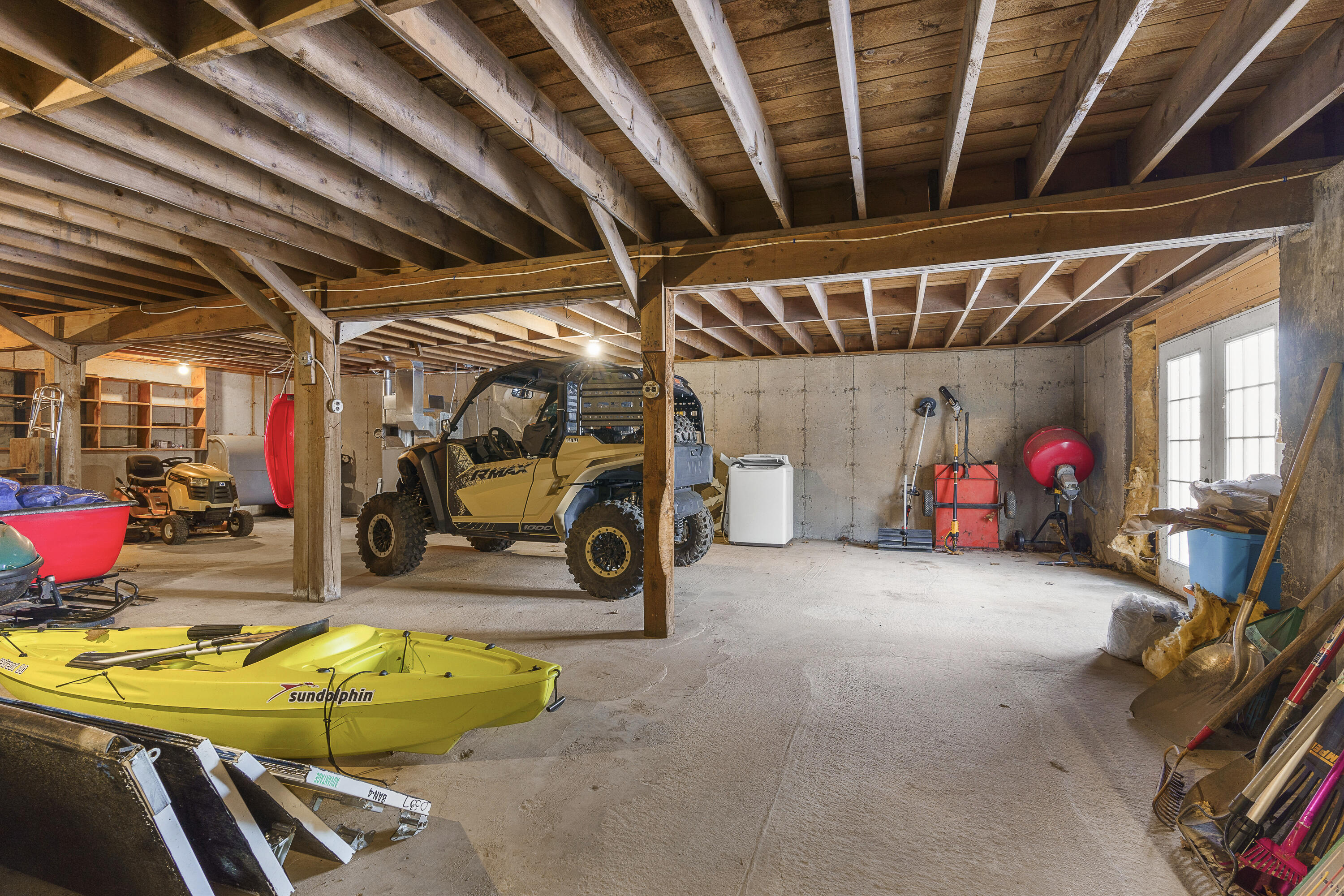 16 E Neck Road Nobleboro ME 04555